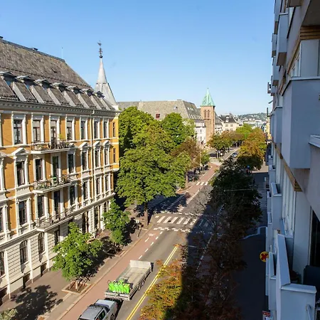 Apartment Delightful With A Sunny Balcony And Fireplace At Frogner *